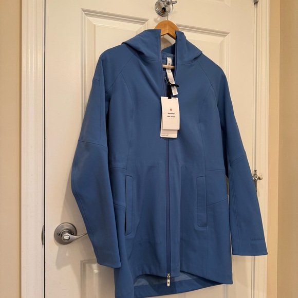 NWT Lululemon Insulated Warm Jacket Blue Fall/Winter Size: US6 - Picture 2 of 11